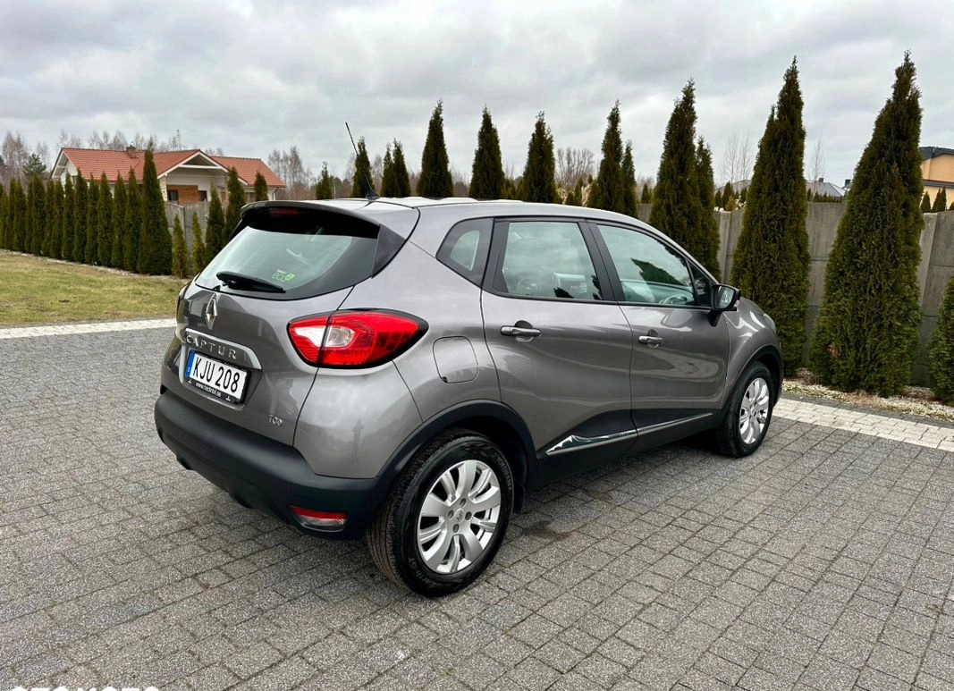 Renault Captur cena 32900 przebieg: 238650, rok produkcji 2016 z Szydłowiec małe 211